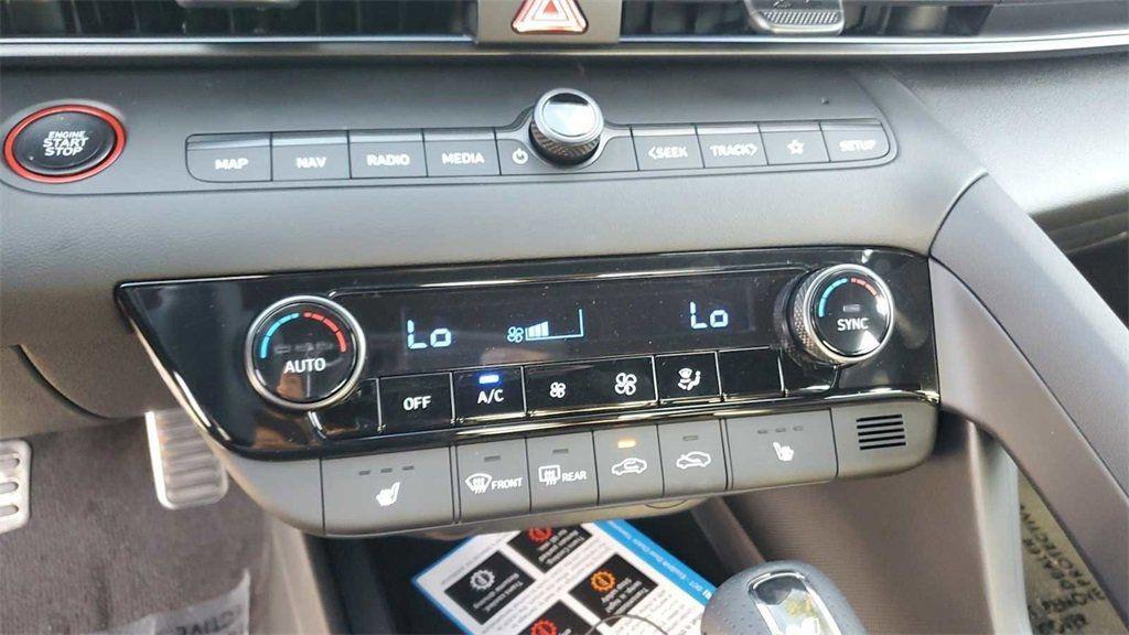 new 2025 Hyundai Elantra car, priced at $28,952