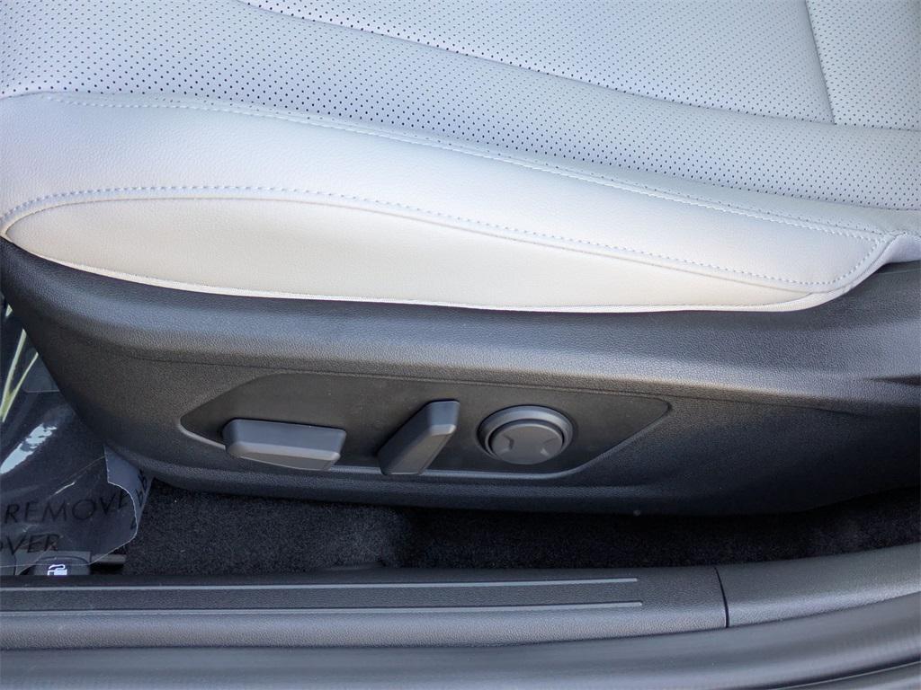 new 2025 Hyundai ELANTRA HEV car, priced at $28,588