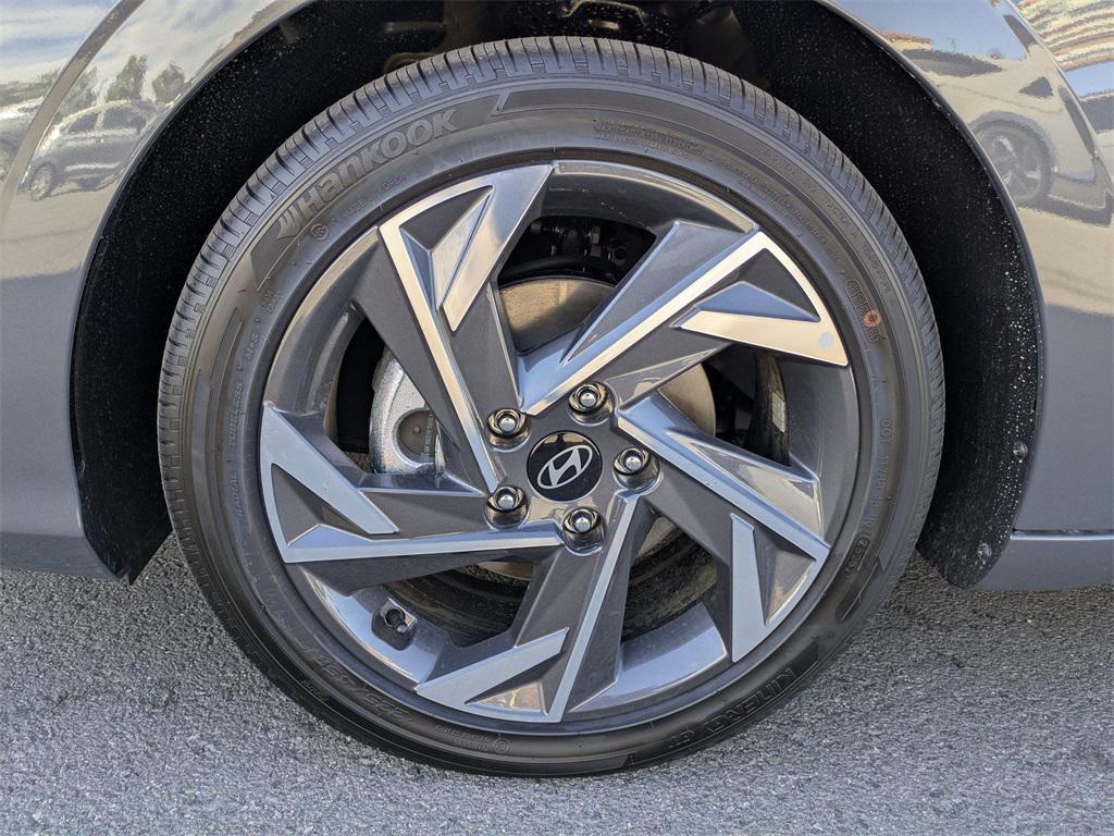 new 2025 Hyundai ELANTRA HEV car, priced at $28,588