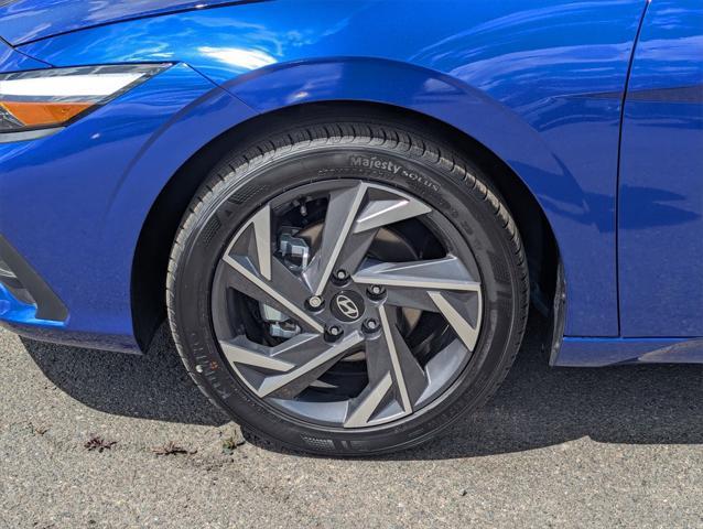 new 2025 Hyundai Elantra car, priced at $23,191