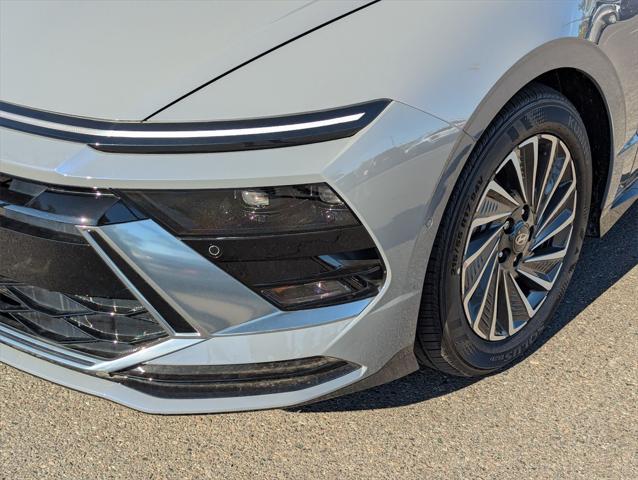 new 2025 Hyundai Sonata Hybrid car, priced at $37,455