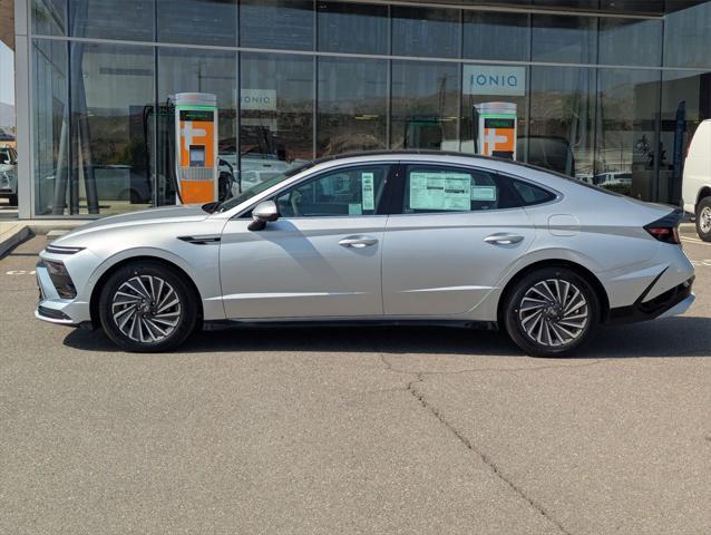 new 2025 Hyundai Sonata Hybrid car, priced at $37,097