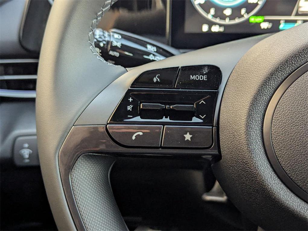 new 2025 Hyundai ELANTRA HEV car, priced at $26,728