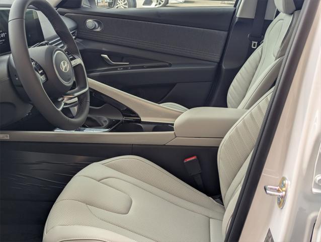 new 2025 Hyundai Elantra car, priced at $30,285