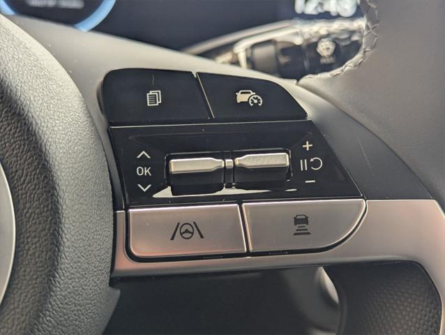 new 2025 Hyundai Elantra car, priced at $30,285
