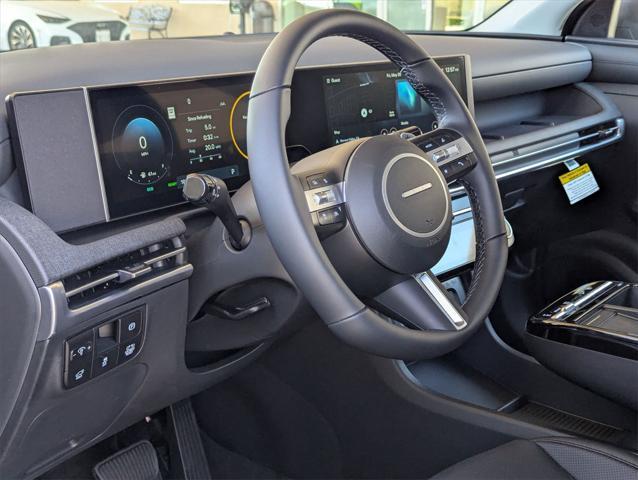 new 2025 Hyundai TUCSON Hybrid car, priced at $38,490