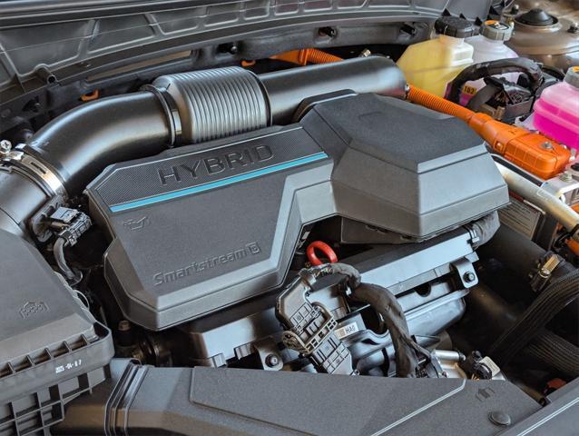 new 2025 Hyundai TUCSON Hybrid car, priced at $38,490
