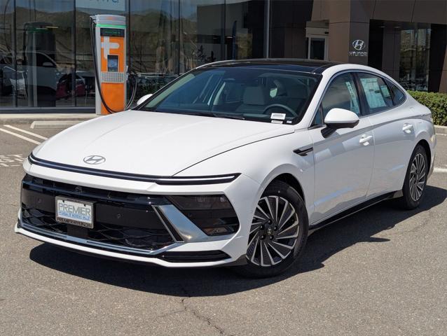 new 2025 Hyundai Sonata Hybrid car, priced at $38,252