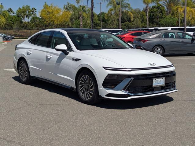 new 2025 Hyundai Sonata Hybrid car, priced at $38,252