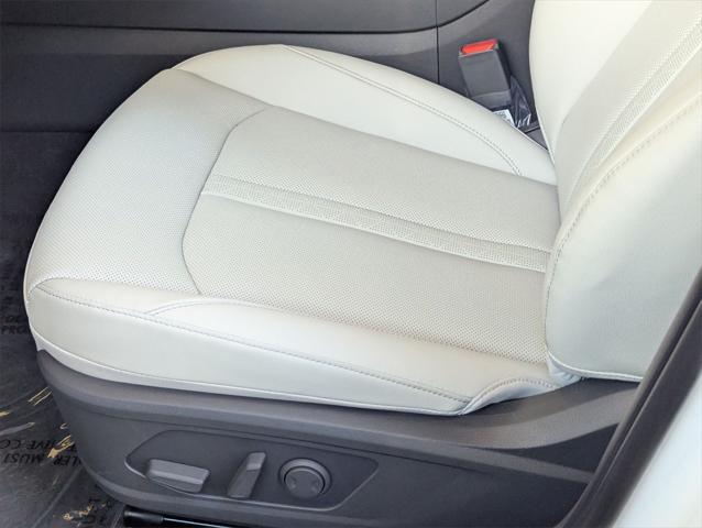 new 2025 Hyundai Sonata Hybrid car, priced at $38,252