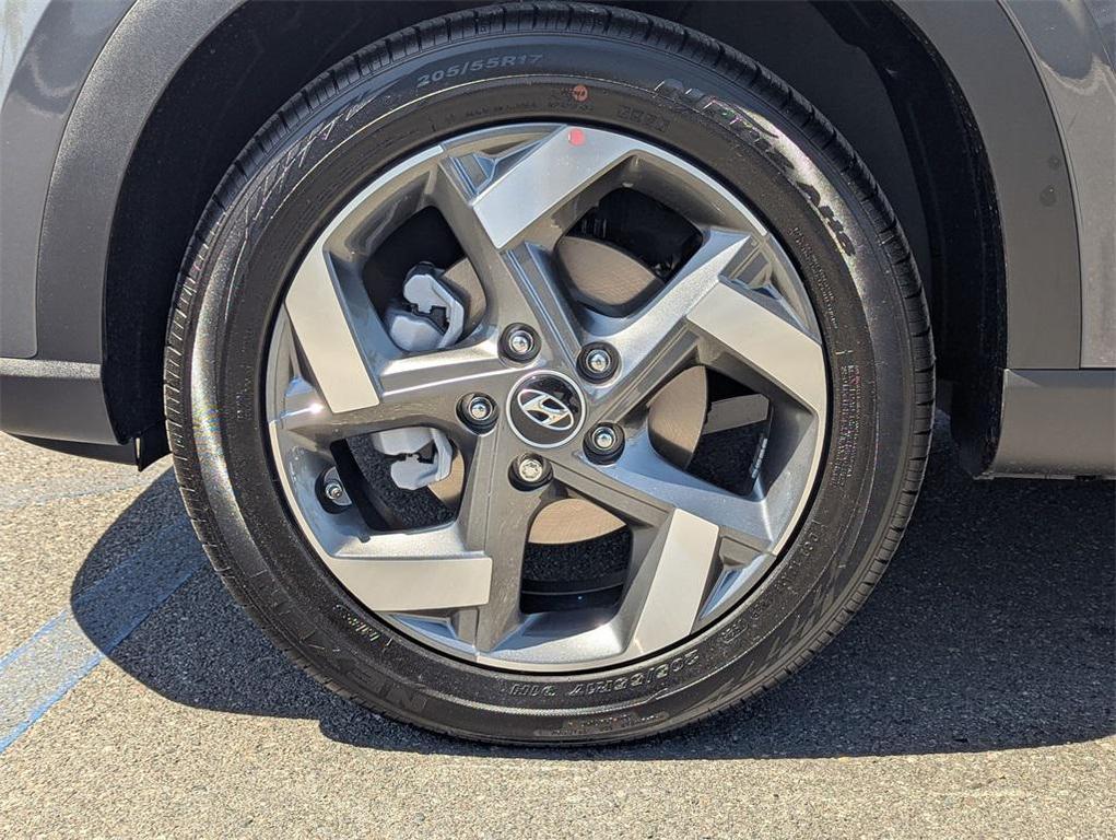 new 2025 Hyundai Venue car, priced at $24,643