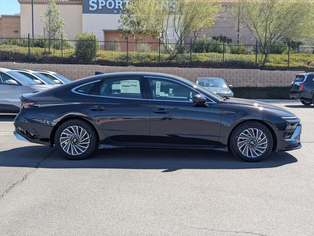 new 2025 Hyundai Sonata Hybrid car, priced at $37,918