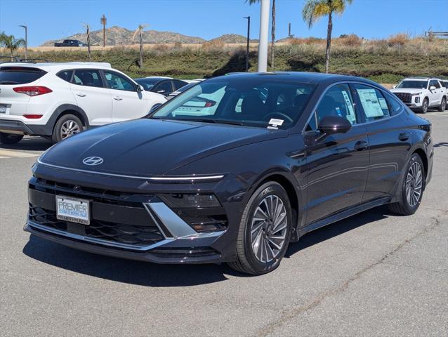 new 2025 Hyundai Sonata Hybrid car, priced at $37,918