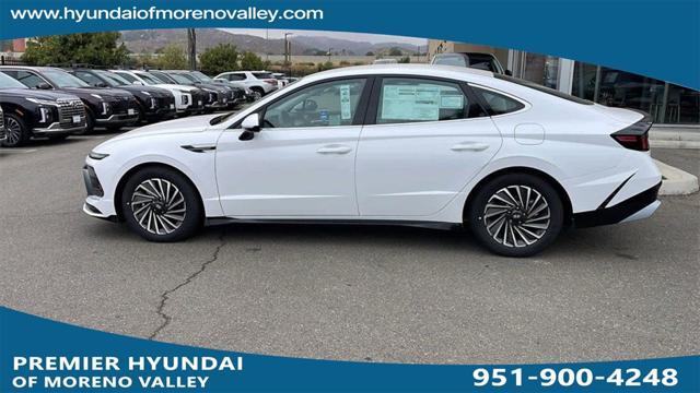 new 2025 Hyundai Sonata Hybrid car, priced at $31,060