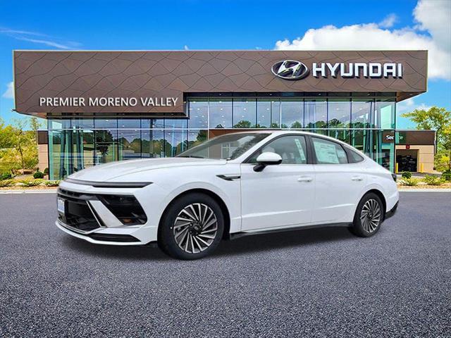 new 2025 Hyundai Sonata Hybrid car, priced at $31,060
