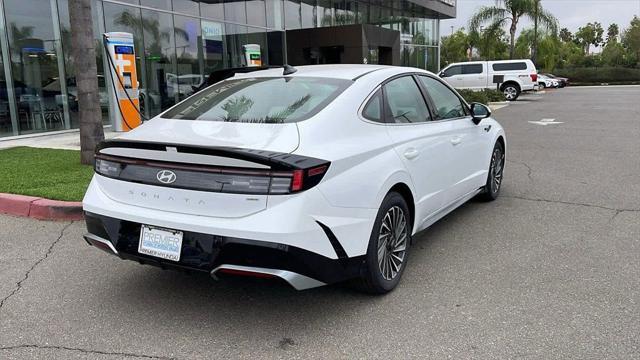 new 2025 Hyundai Sonata Hybrid car, priced at $31,560