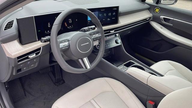 new 2025 Hyundai Sonata Hybrid car, priced at $31,560