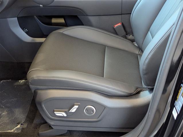new 2025 Hyundai Santa Fe car, priced at $35,951