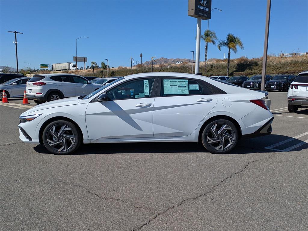 new 2025 Hyundai ELANTRA HEV car, priced at $26,181