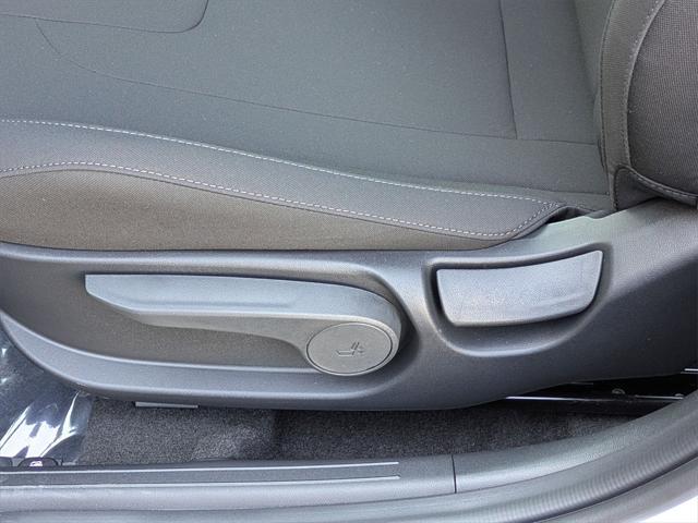 new 2025 Hyundai Elantra car, priced at $27,431