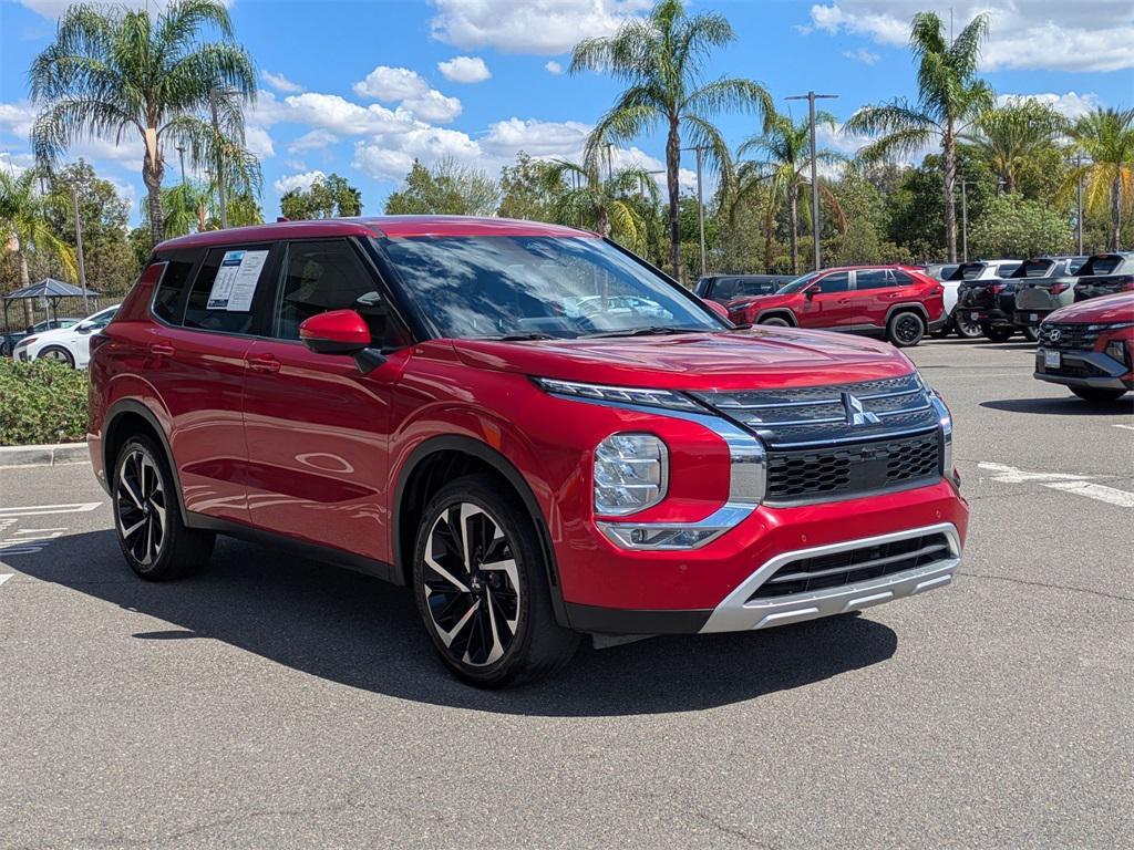 used 2024 Mitsubishi Outlander car, priced at $25,798