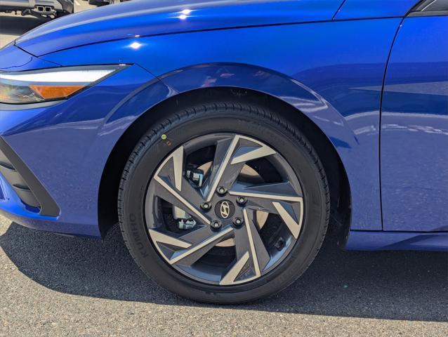 new 2025 Hyundai Elantra car, priced at $22,899