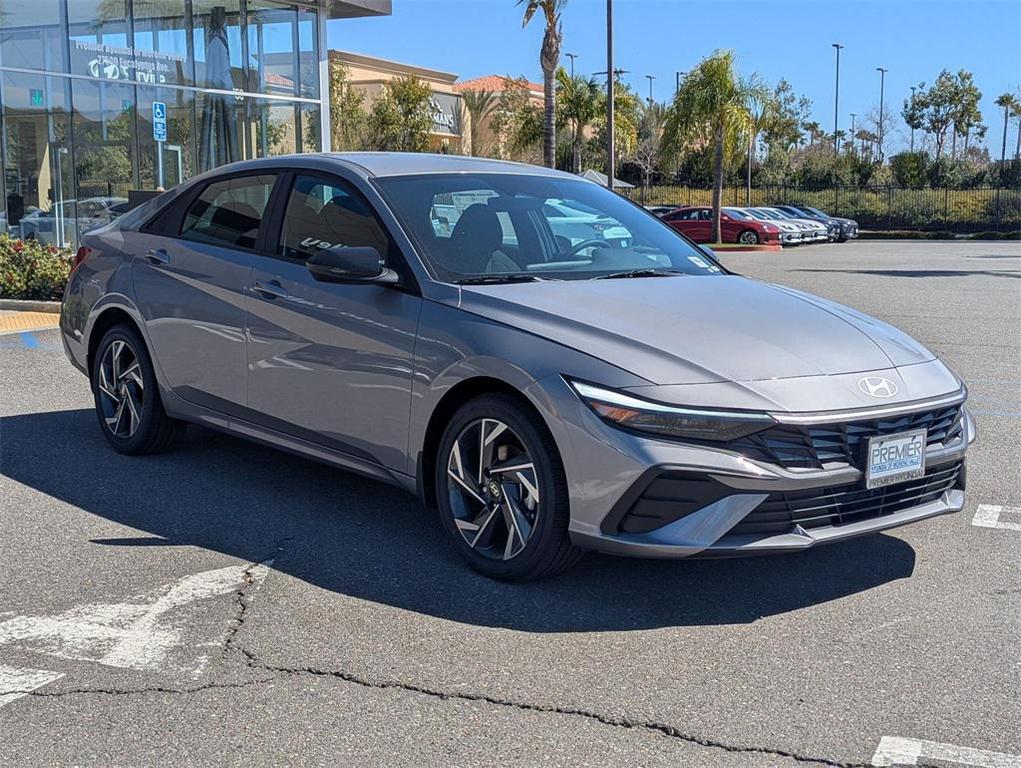 new 2025 Hyundai ELANTRA HEV car, priced at $26,077