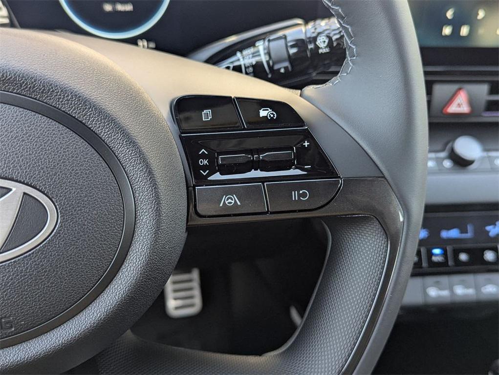 new 2025 Hyundai ELANTRA HEV car, priced at $26,077