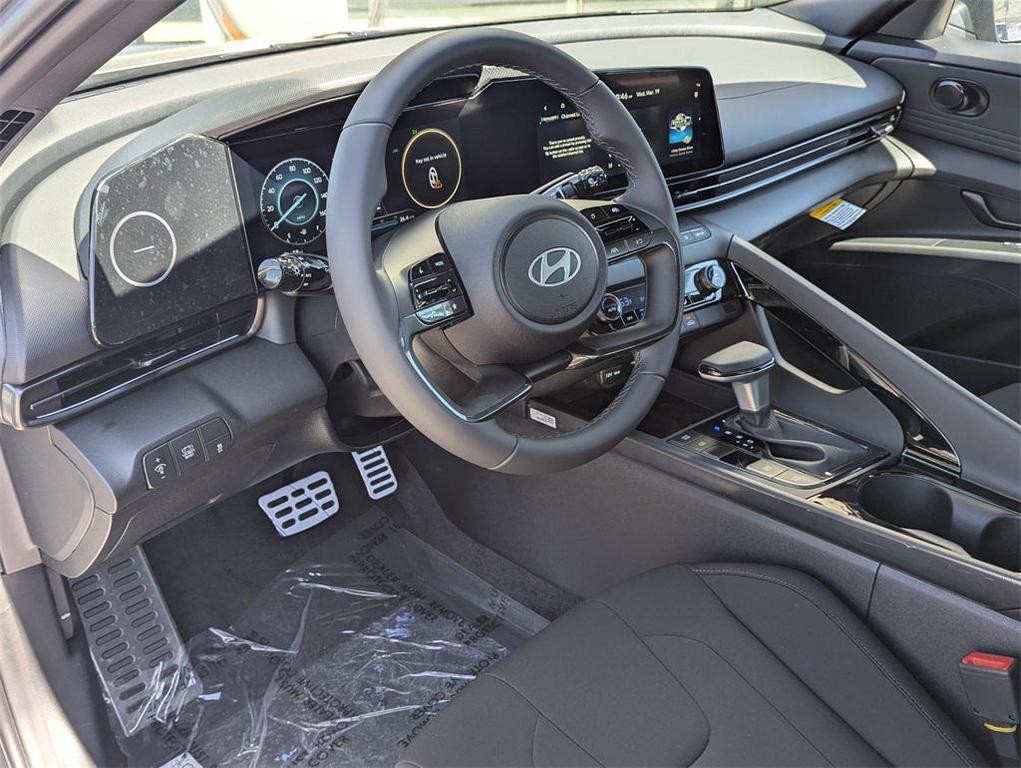 new 2025 Hyundai ELANTRA HEV car, priced at $26,077