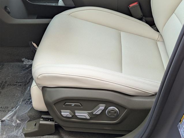 new 2025 Hyundai SANTA FE HEV car, priced at $48,289