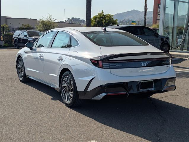 new 2025 Hyundai Sonata Hybrid car, priced at $31,482