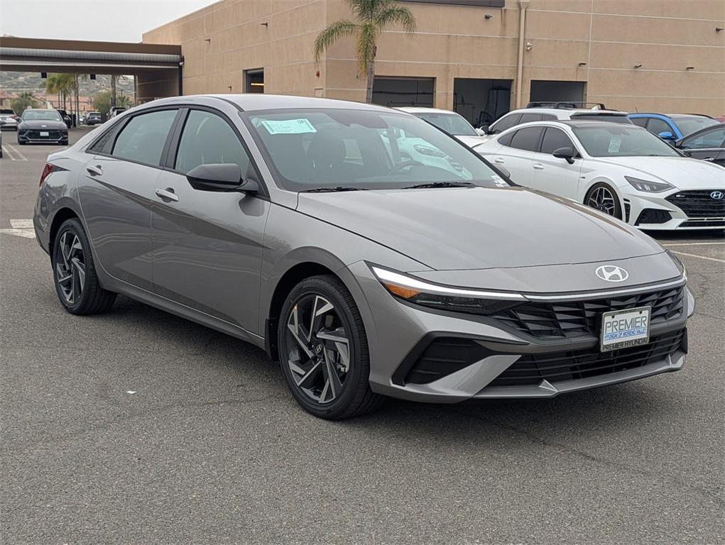 new 2025 Hyundai ELANTRA HEV car, priced at $26,162