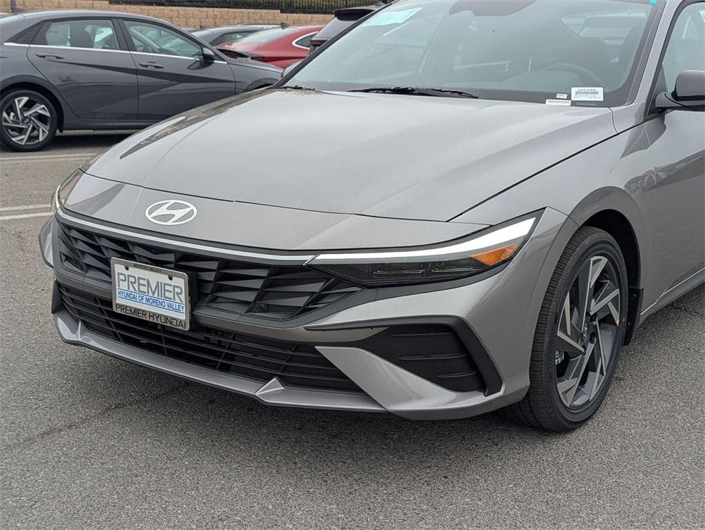 new 2025 Hyundai ELANTRA HEV car, priced at $26,162