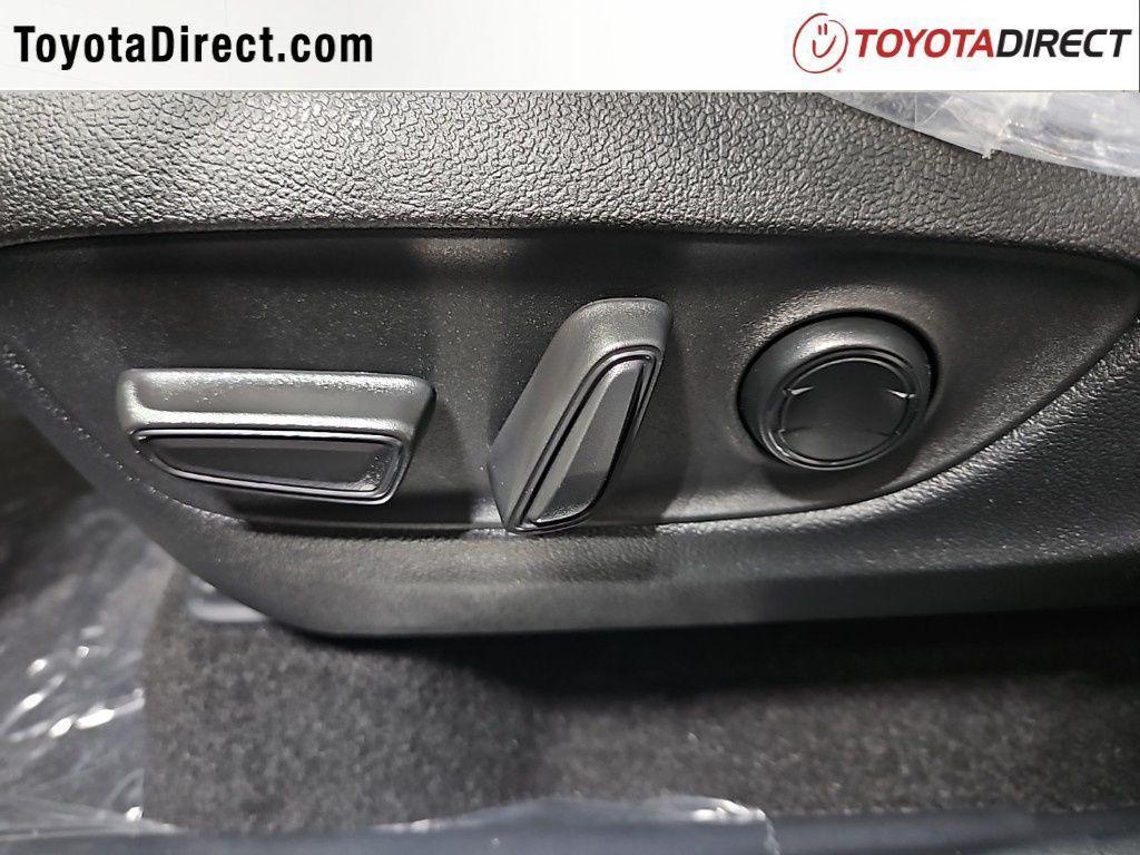 new 2025 Toyota Grand Highlander car, priced at $55,143