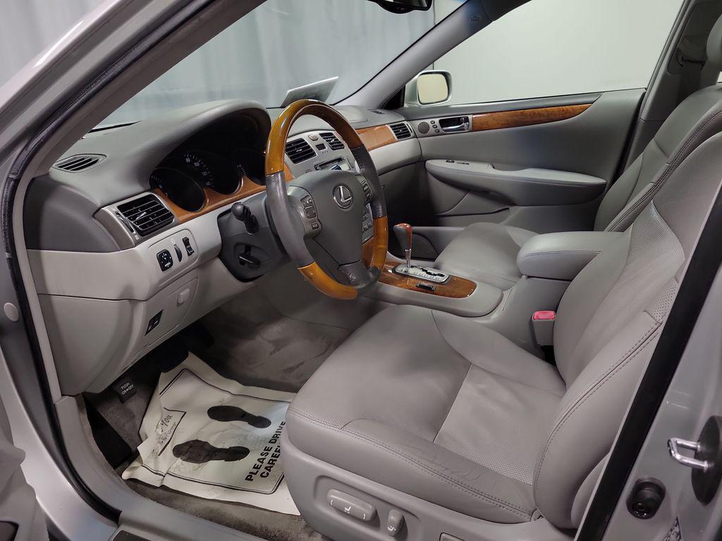 used 2005 Lexus ES 330 car, priced at $6,995
