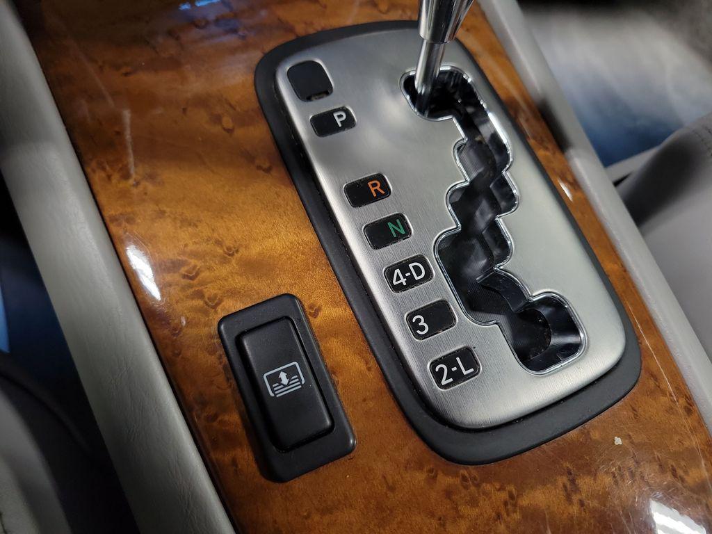 used 2005 Lexus ES 330 car, priced at $6,995
