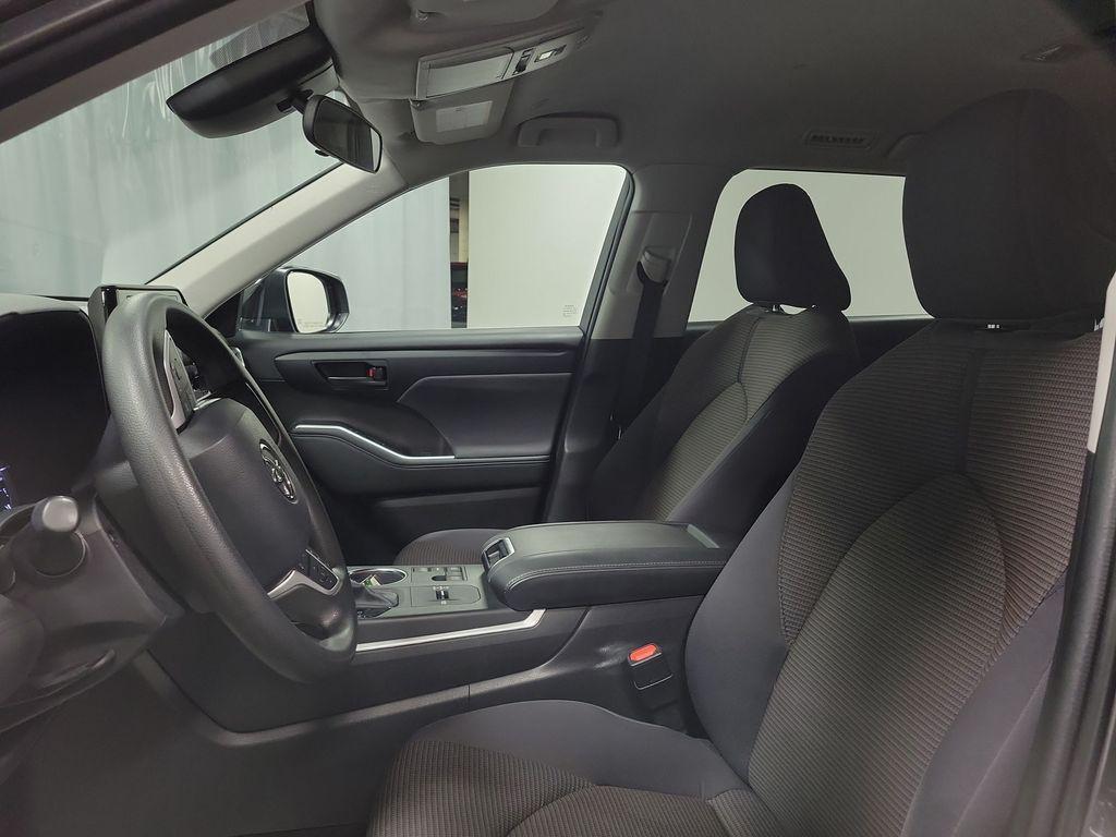 used 2023 Toyota Highlander car, priced at $28,995