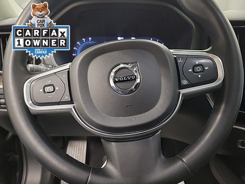 used 2022 Volvo XC60 car, priced at $25,995