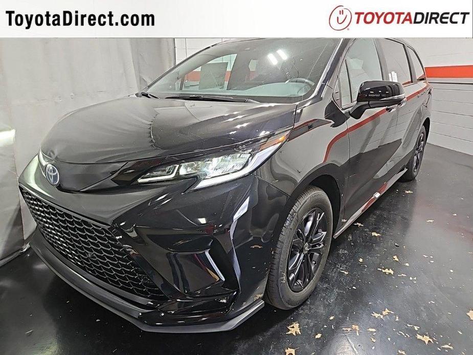 new 2025 Toyota Sienna car, priced at $53,420