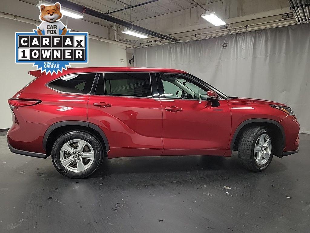 used 2021 Toyota Highlander car, priced at $14,500