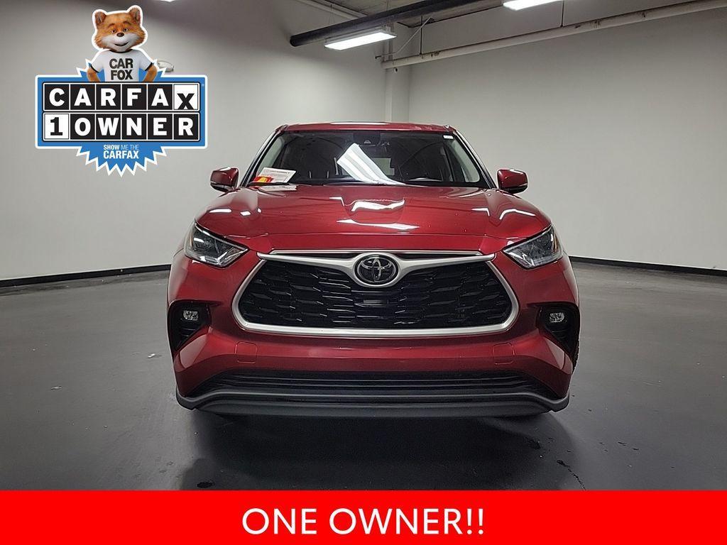 used 2021 Toyota Highlander car, priced at $14,500