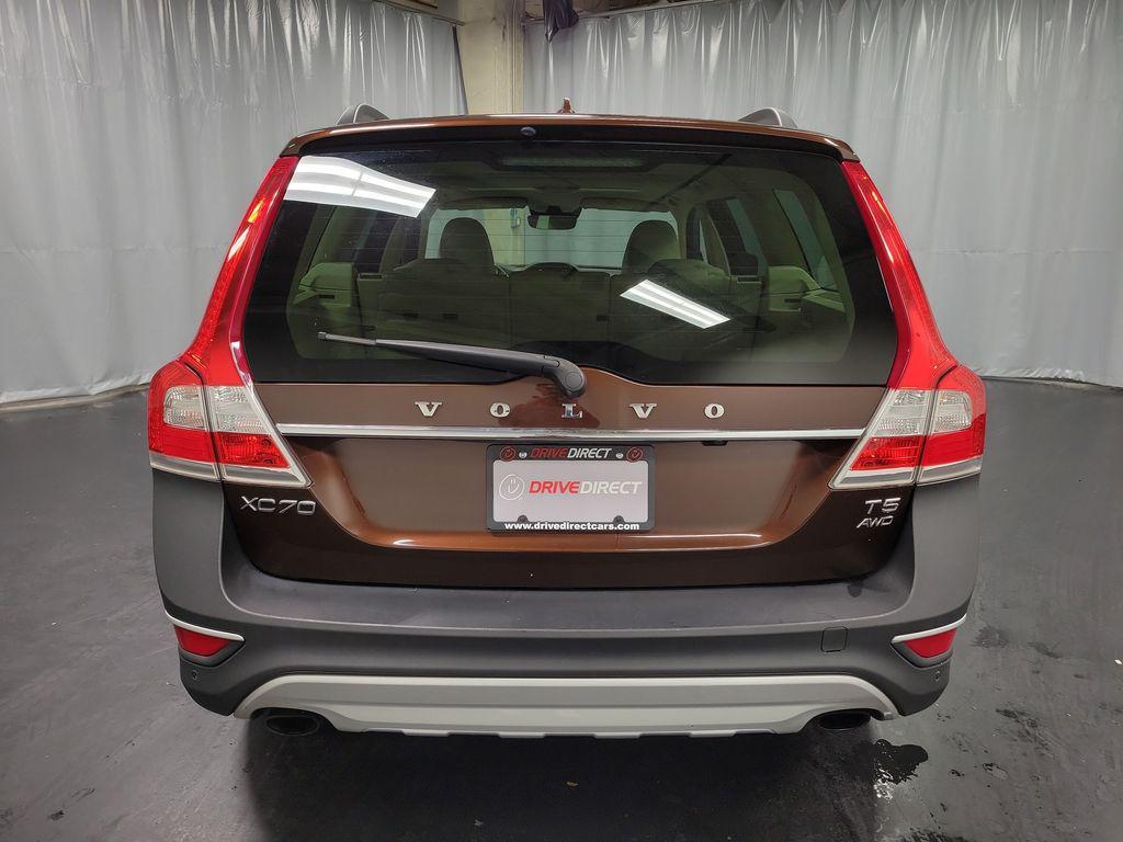 used 2016 Volvo XC70 car, priced at $12,500