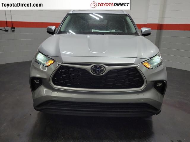 new 2024 Toyota Highlander car, priced at $44,828