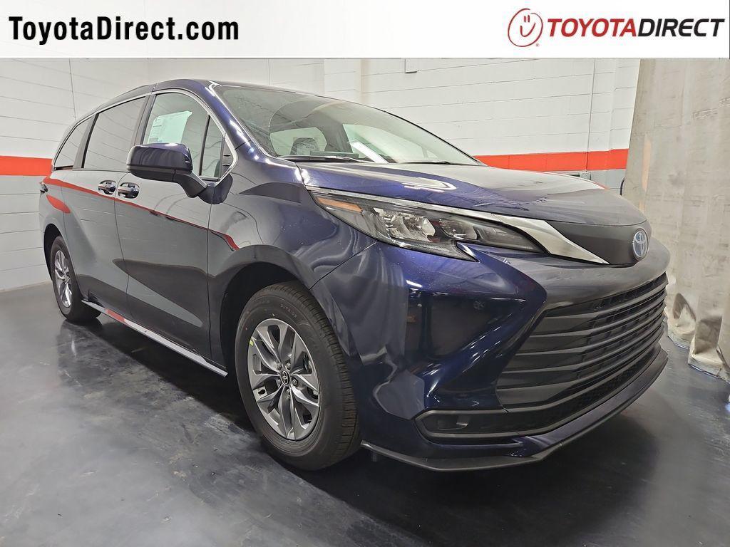 new 2025 Toyota Sienna car, priced at $41,465