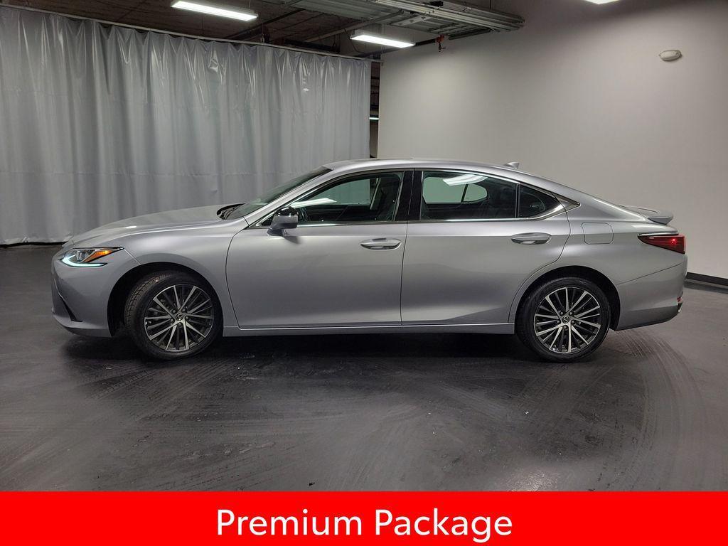 used 2023 Lexus ES 250 car, priced at $30,500