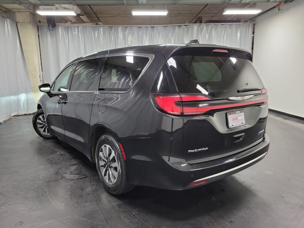 used 2022 Chrysler Pacifica Hybrid car, priced at $18,995