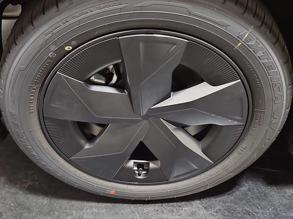 new 2025 Toyota Prius car, priced at $29,141