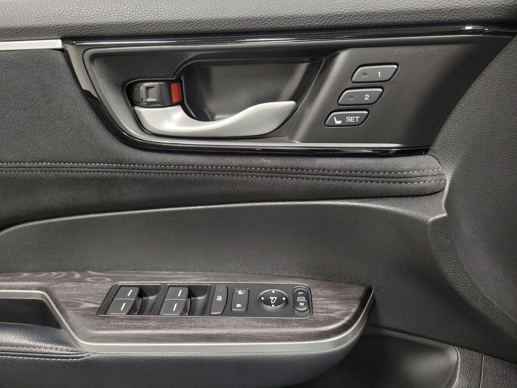 used 2018 Honda Clarity Plug-In Hybrid car, priced at $17,995