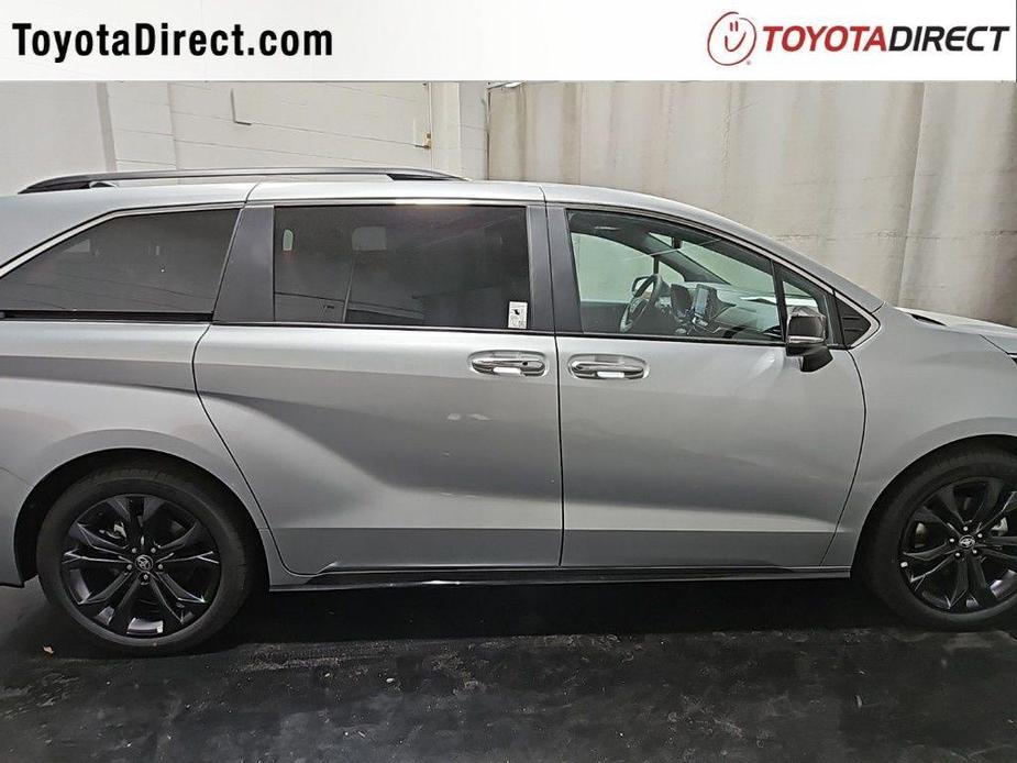 new 2024 Toyota Sienna car, priced at $49,301