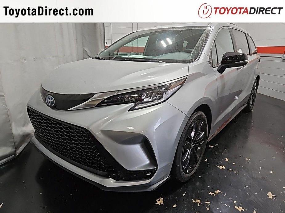 new 2024 Toyota Sienna car, priced at $49,301